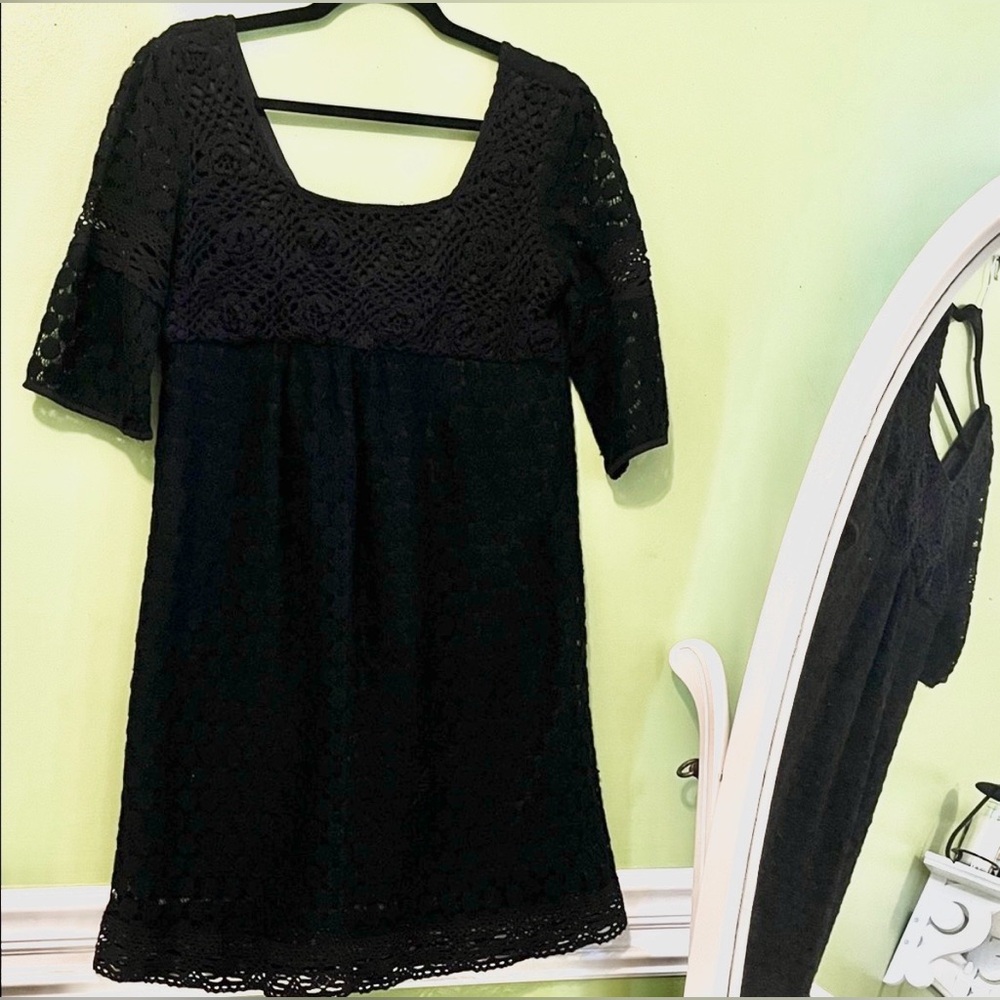 Solitaire by Ravi Khosla black empire waist square neck crochet dress
